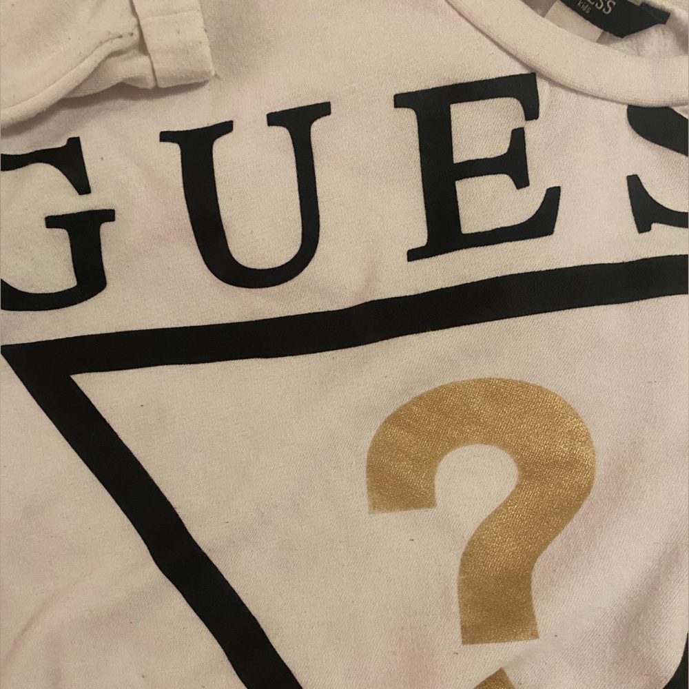 Guess Sweatshirt